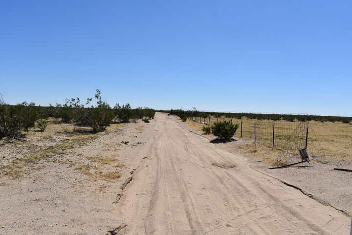 Property Photo: Yerba Blvd &Amp S/O Harriet Ave CA 93501