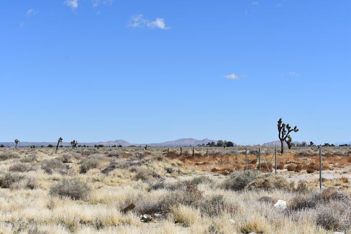 Property Photo: Vic 40th St E And Ave H12 CA 93535