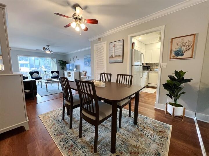 Property Photo:  6239 Bay Club Dr 1  FL 33308 