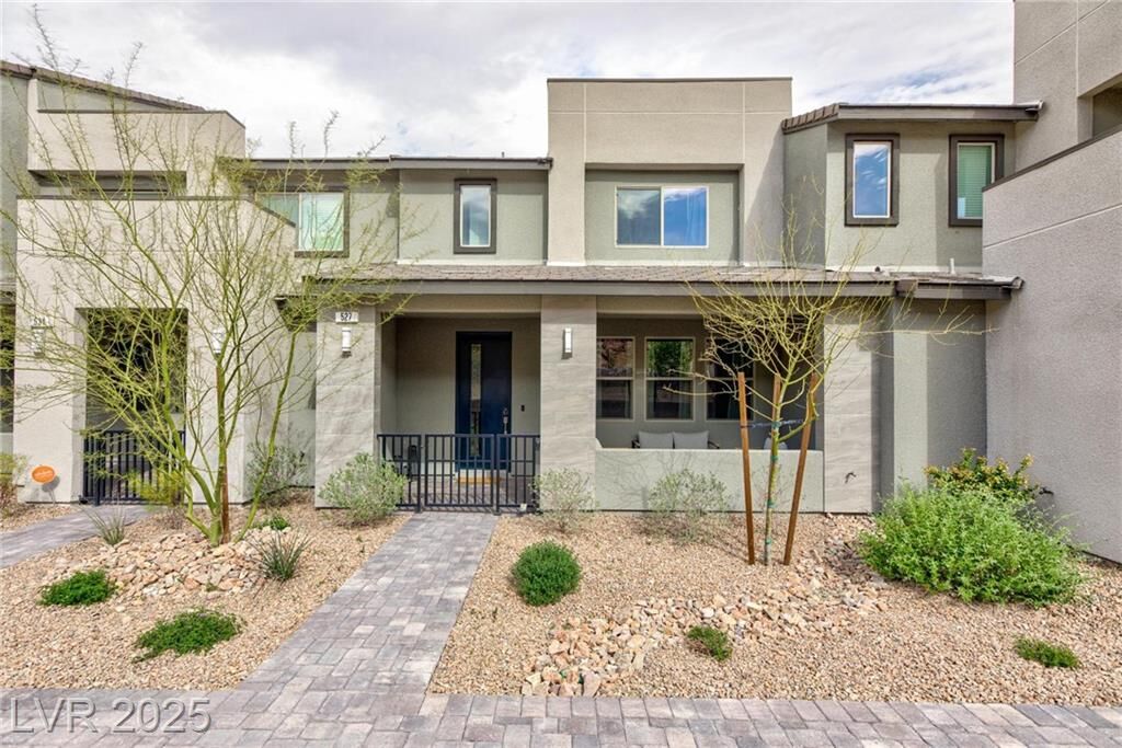 Property Photo: 527 Sonoma Range Street NV 89138