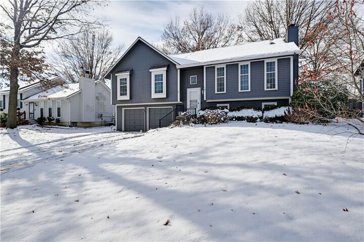 Property Photo:  12838 S Navaho Drive  KS 66062 