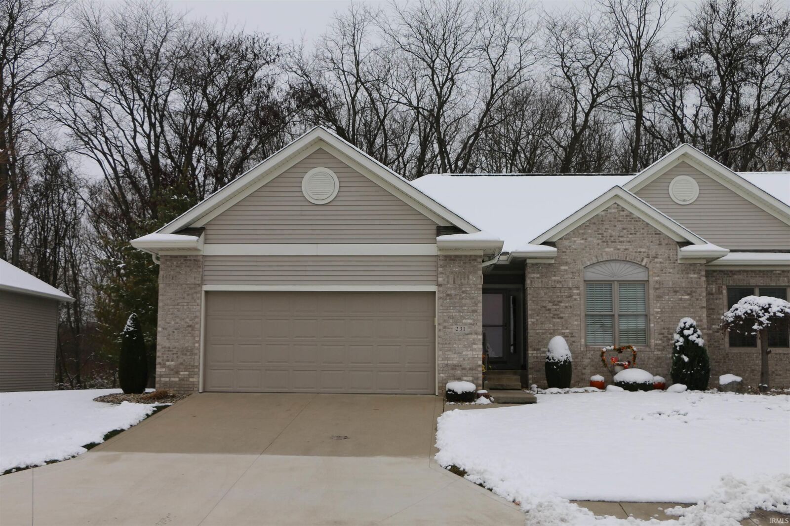 Property Photo: 231 River Park Drive IN 46540