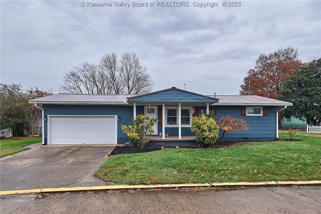 Property Photo: 120 Poca Circle WV 25159