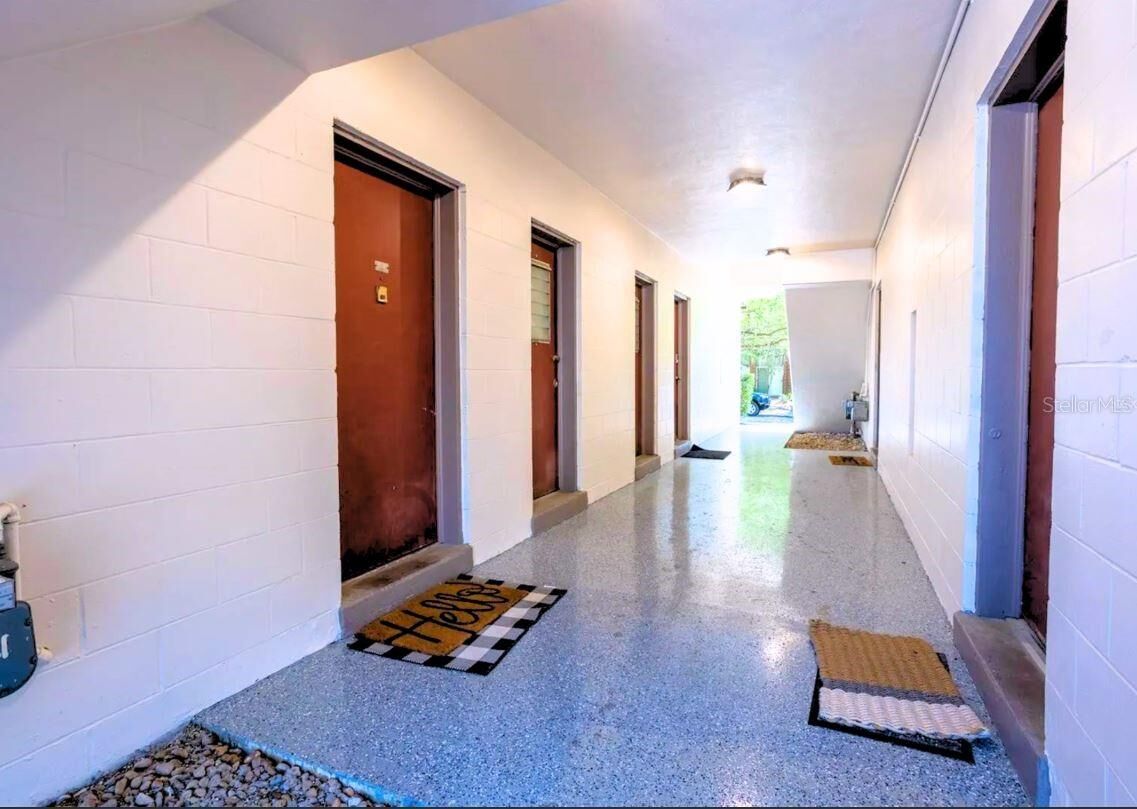 Property Photo: 1700 SW 16th Court D2 FL 32608