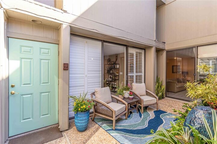 Property Photo:  761 Pine Run Drive 761  FL 34229 