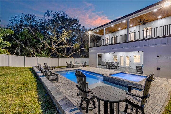 Property Photo: 511 Yupon Street FL 32169