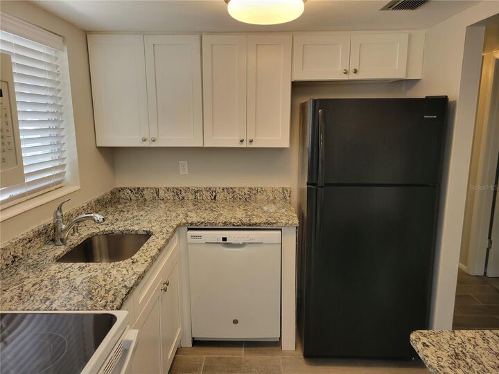 Property Photo: 2009 Canal Drive N4 FL 34207