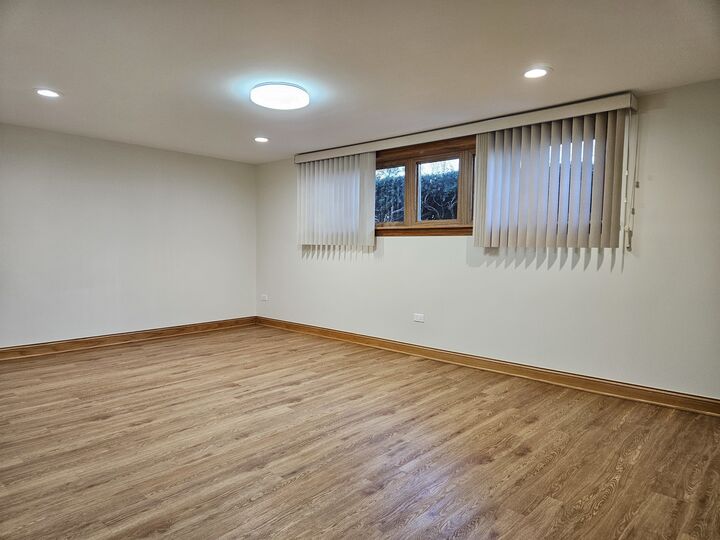 Property Photo: 6509 W Sunnyside Avenue G IL 60706