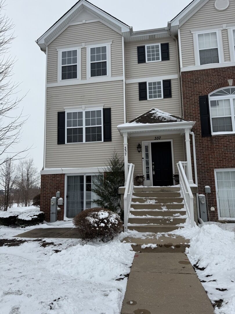 Property Photo:  337 Lakeshore Drive  IL 60543 