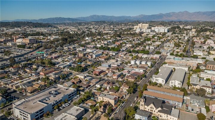 Property Photo:  147 N Chicago  CA 90033 