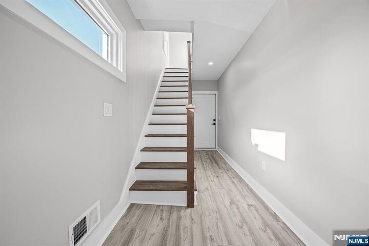 Property Photo: 100 Kansas Street 2 NJ 07601