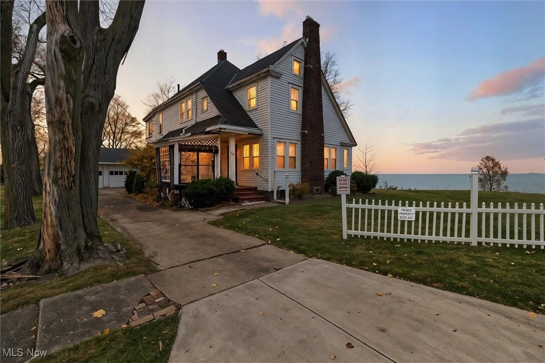 Property Photo:  117 Idaho Avenue  OH 44052 