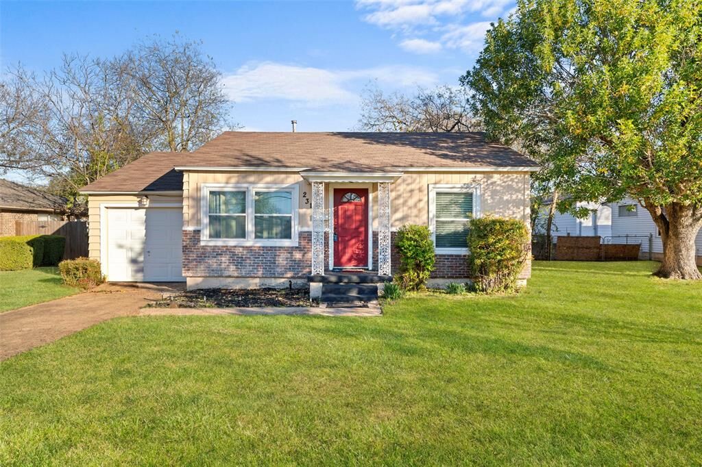 Property Photo:  231 W Center Street  TX 75116 