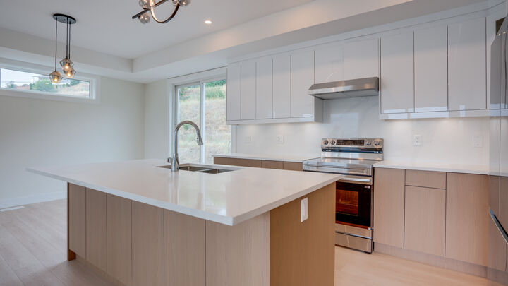 Property Photo: 5705 Heritage Drive 1 BC V1H 1B1