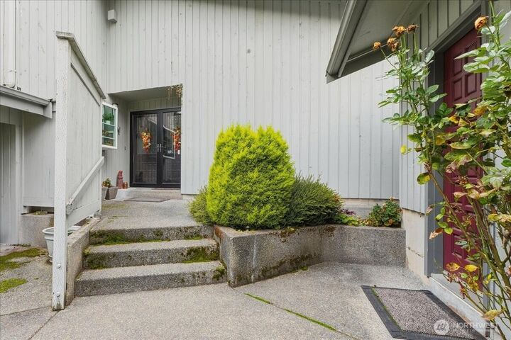 Property Photo:  903  30th Street NW 3D  WA 98335 