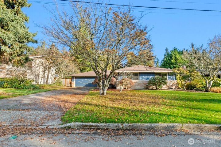 Property Photo:  10338  44th Avenue NE  WA 98125 