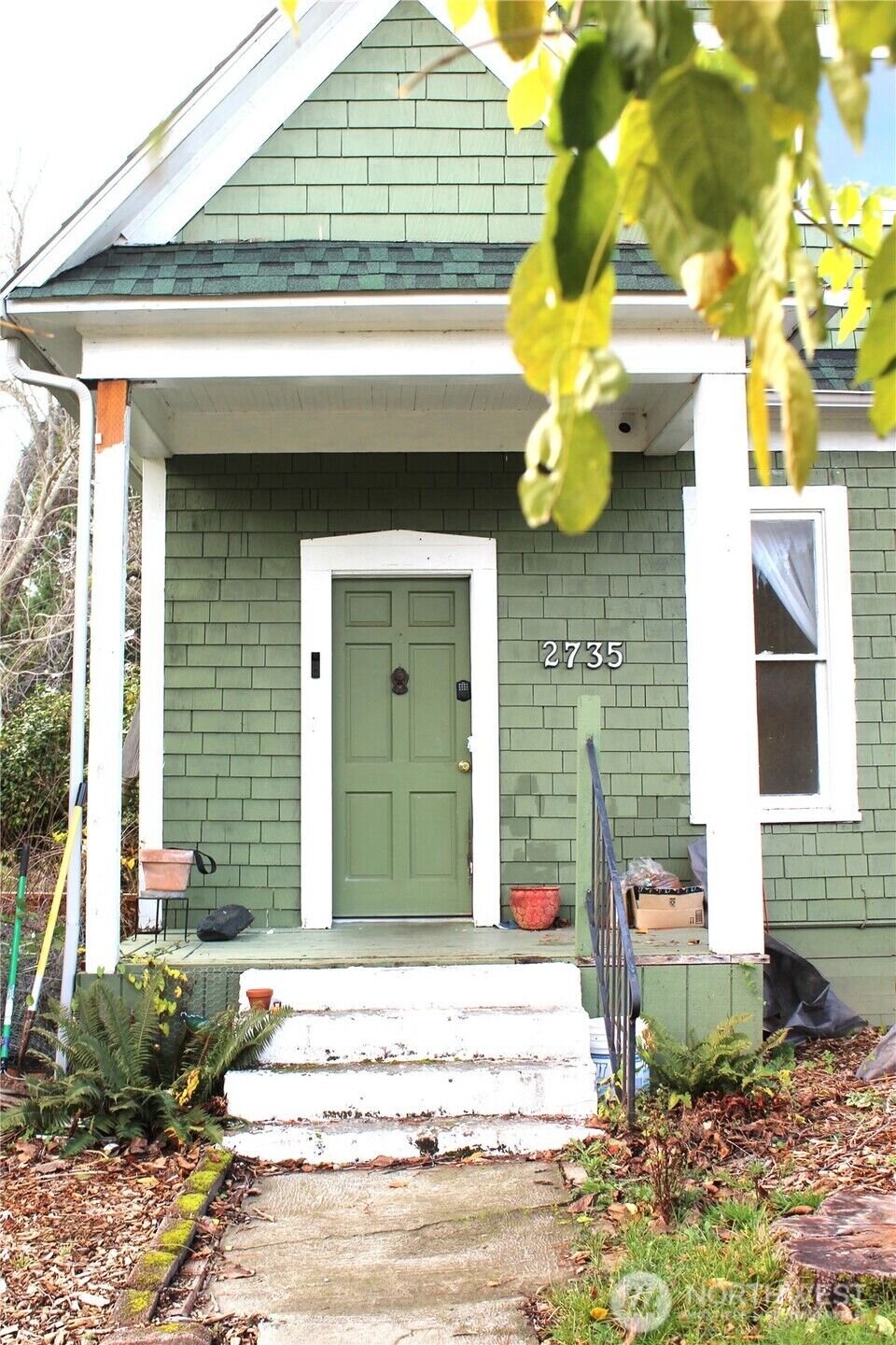 Property Photo:  2735  Michigan Street  WA 98226 