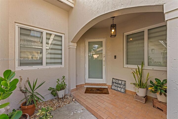 Property Photo: 17677 SW 6th Ct FL 33029