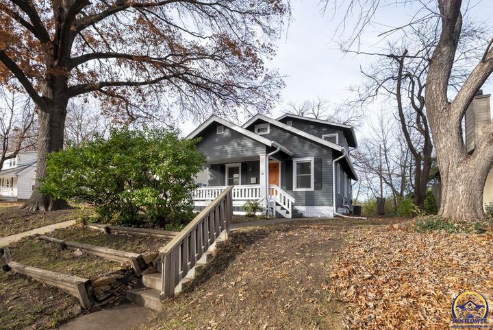 Property Photo: 1306 NW Grove Ave KS 66606