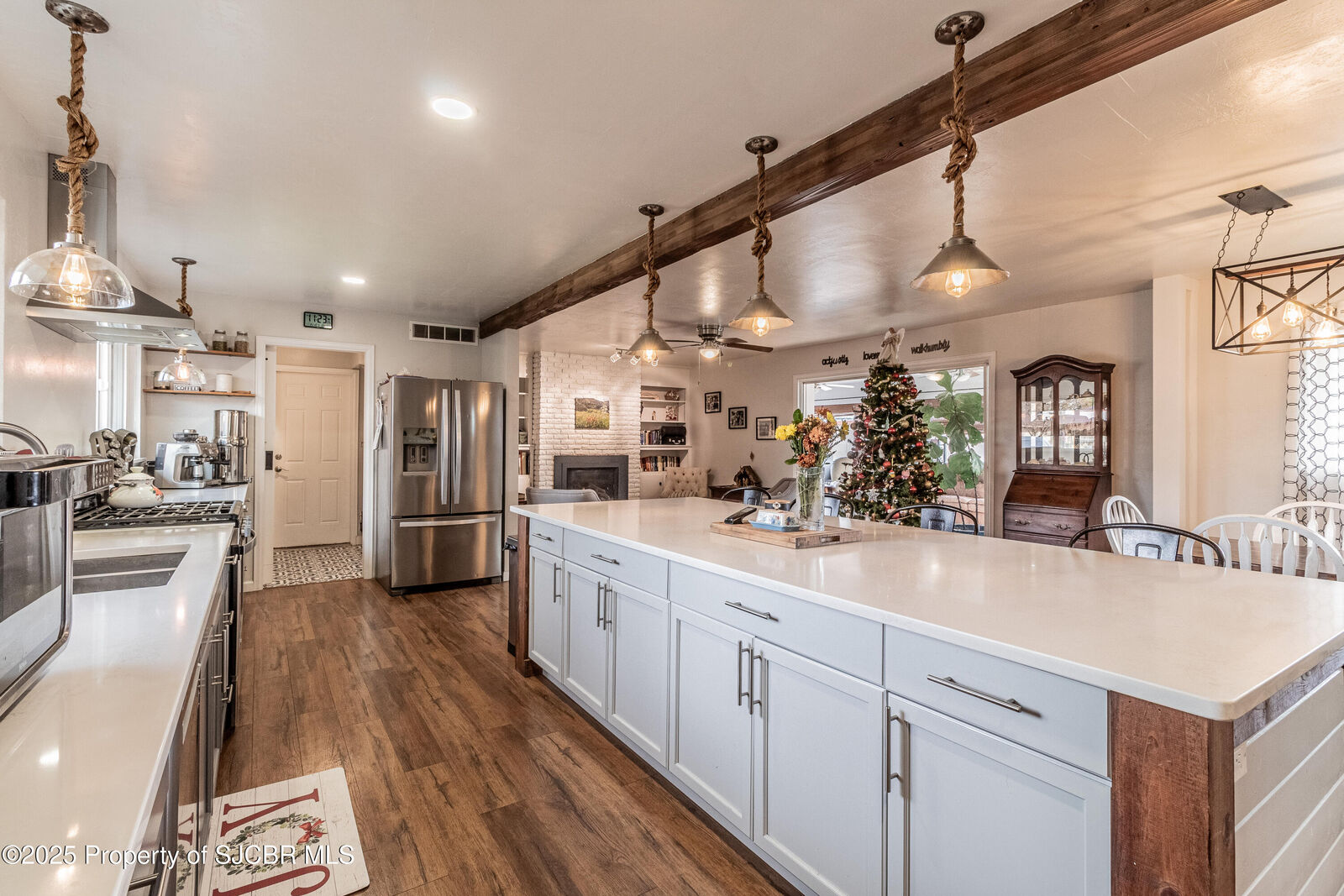 Property Photo: 3708 N Sunset Avenue NM 87401