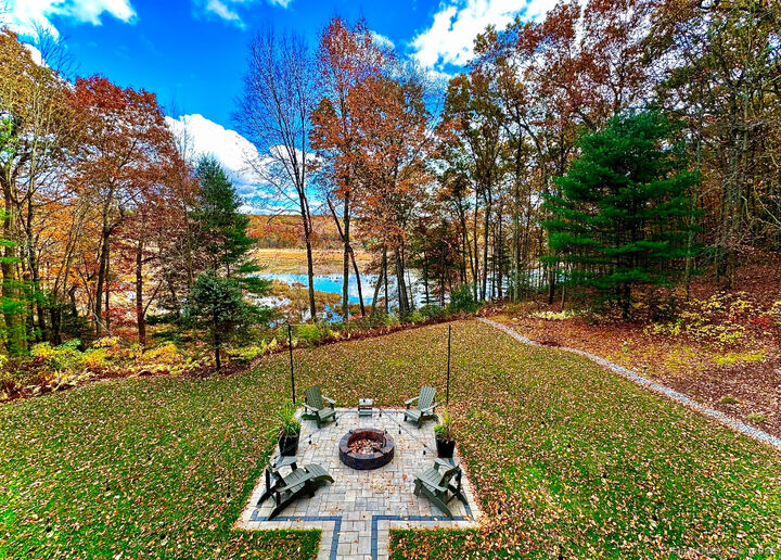 Property Photo:  101 Old Grassy Hill Road  CT 06798 