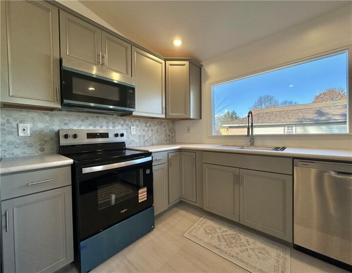 Property Photo:  716 5th Street  PA 15010 