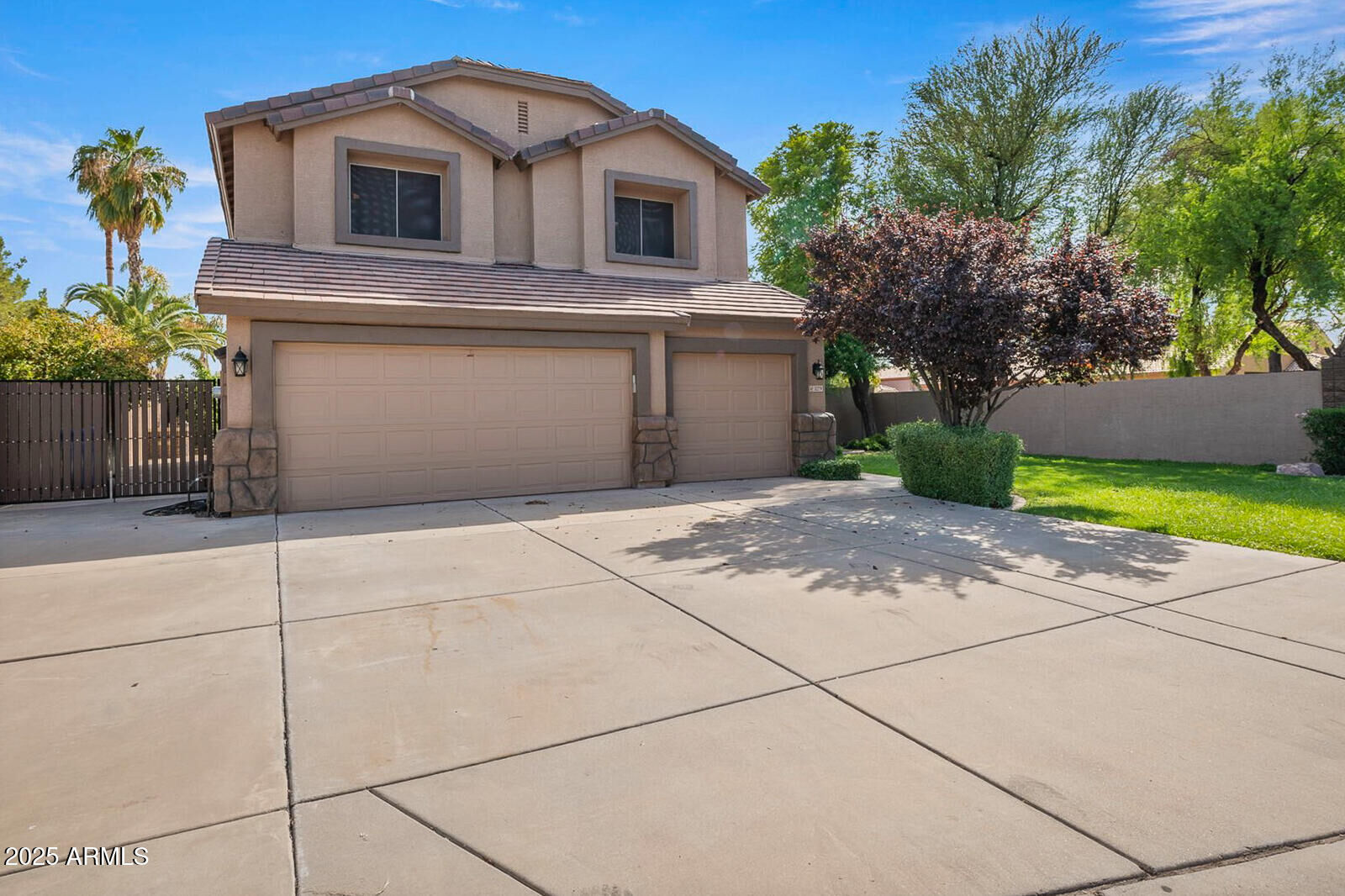 Property Photo:  3279 E Oriole Drive  AZ 85297 