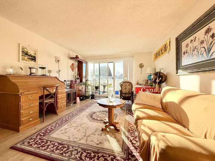 Property Photo: 7260 Lindsay Road 302 BC V7C 3M6