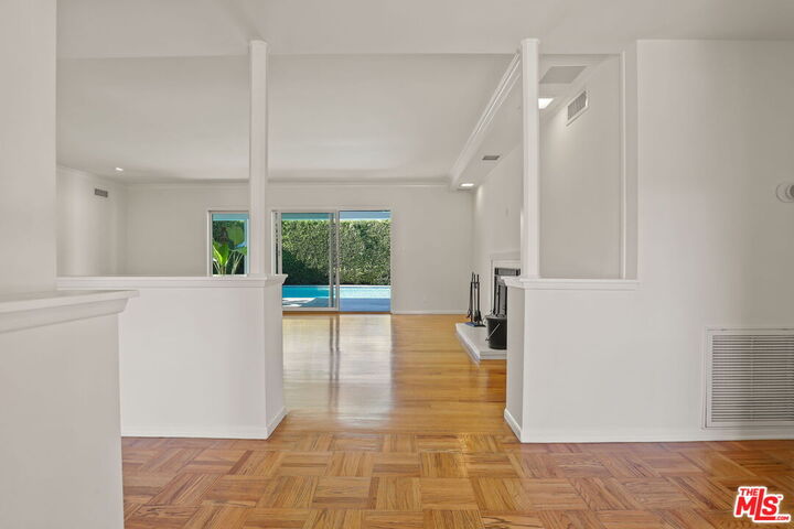 Property Photo: 1373 Beckwith Ave CA 90049