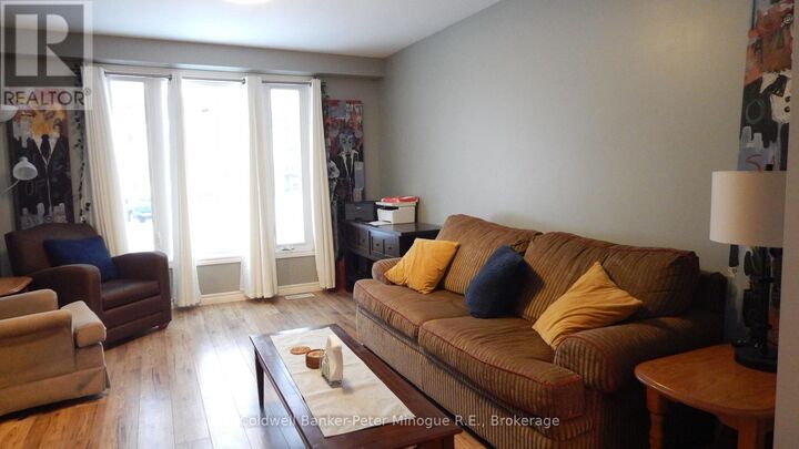 Property Photo: 147 Sherryl Crescent ON P1B 8R8