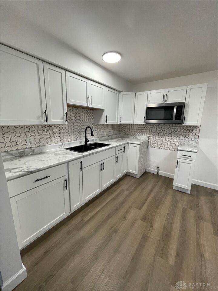 Property Photo:  3717 Dandridge Avenue  OH 45402 