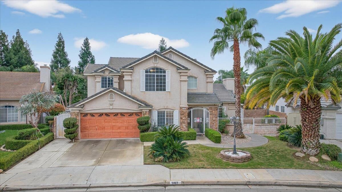 Property Photo:  2197 E Ticonderoga Drive  CA 93720 