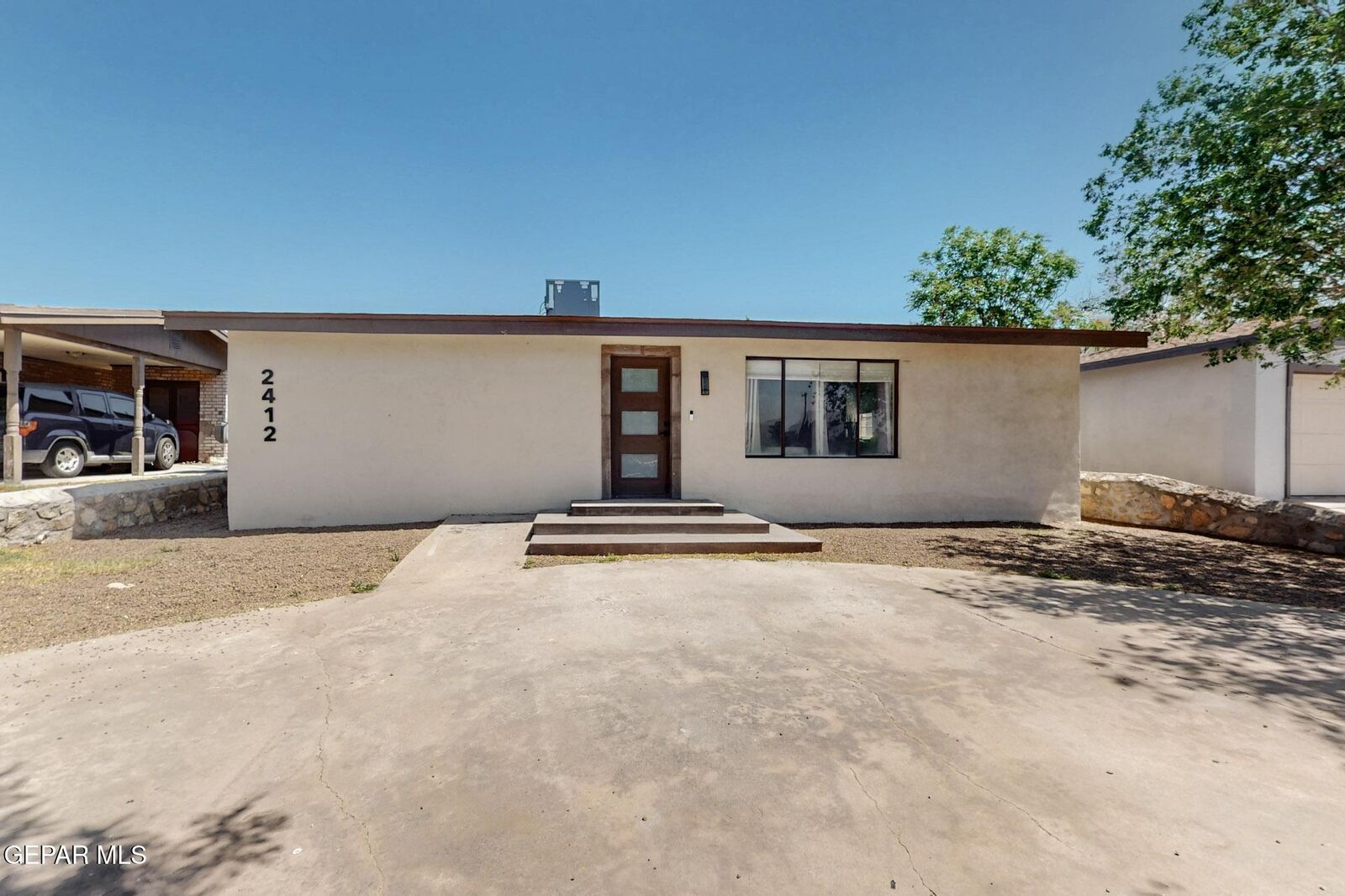 Property Photo: 2412 N Campbell Street TX 79902