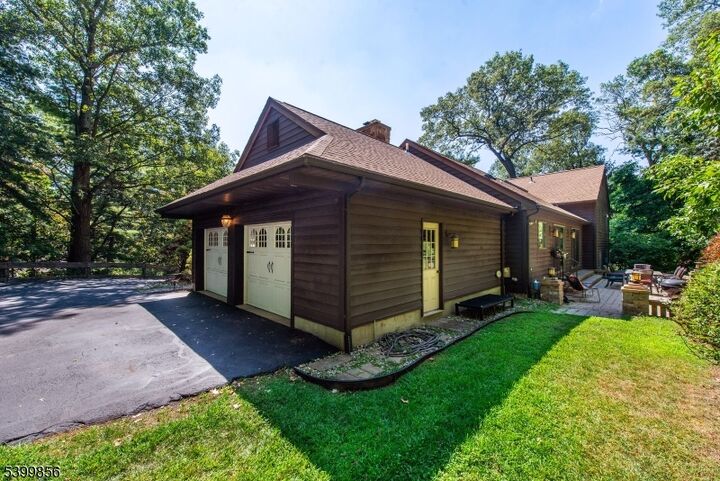 Property Photo: 31 Cheyenne Dr NJ 07045