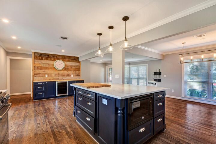 Property Photo:  9107 McAvoy Drive  TX 77074 