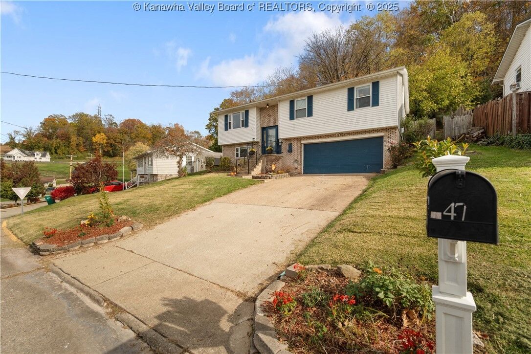 Property Photo: 47 Jannette Drive WV 25159