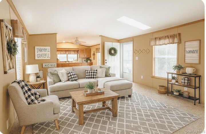 Property Photo:  17 N Mountain View  NY 10980 