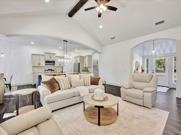 Property Photo:  2604 Moffett Road  TX 75901 