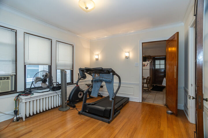 Property Photo:  5834 N Maplewood Avenue  IL 60659 