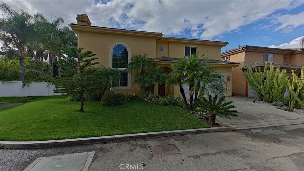 Property Photo:  6937 Kian Court  CA 91406 