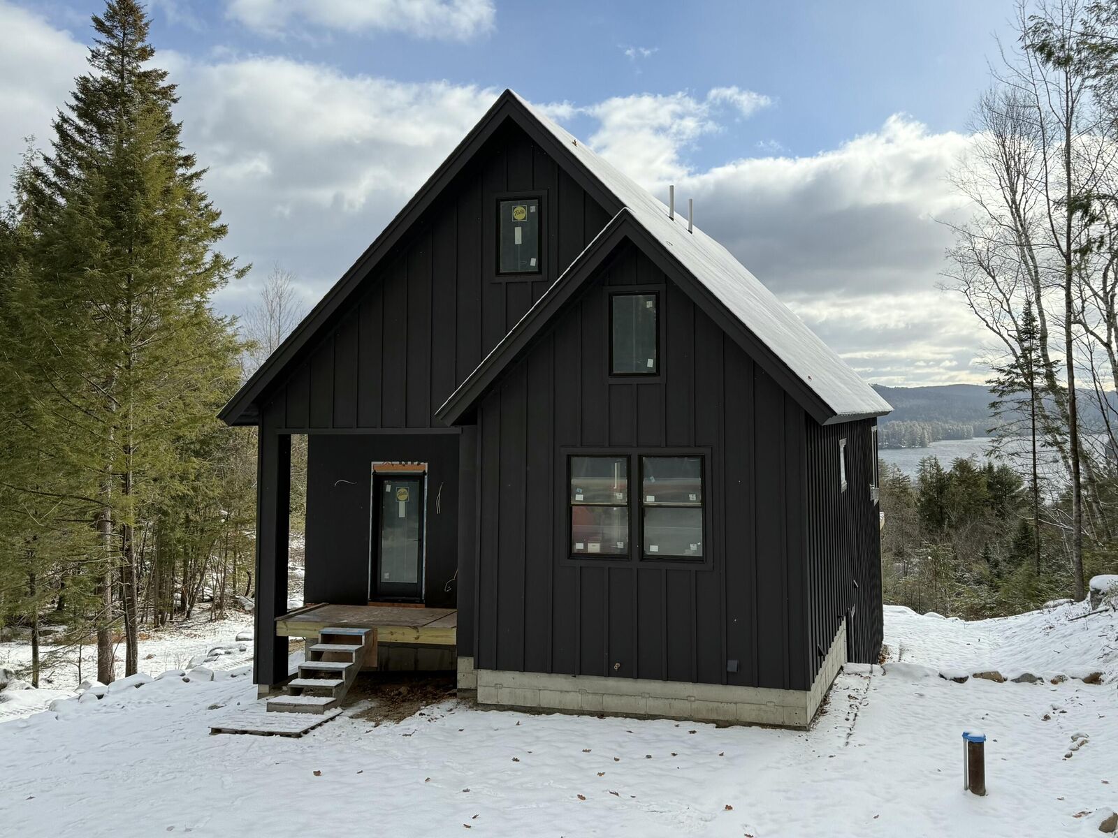 Property Photo:  74 Oak Hill Drive  ME 04219 