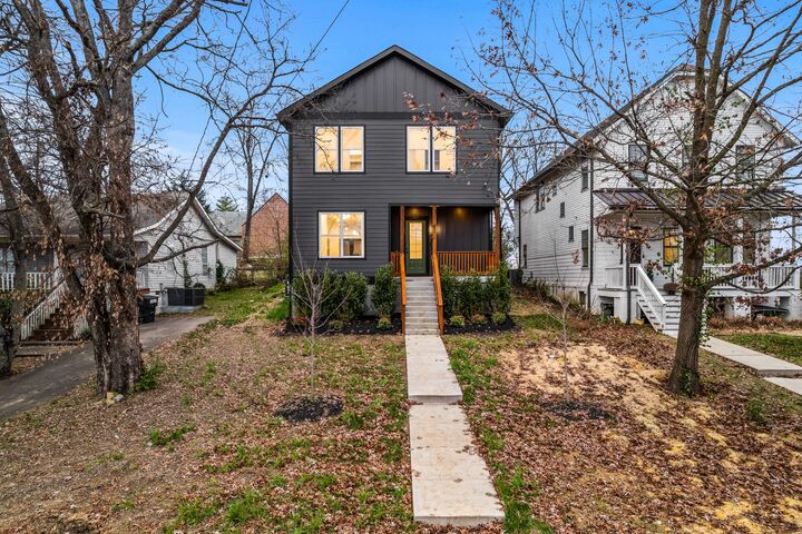 Property Photo: 202 Orlando Ave TN 37209