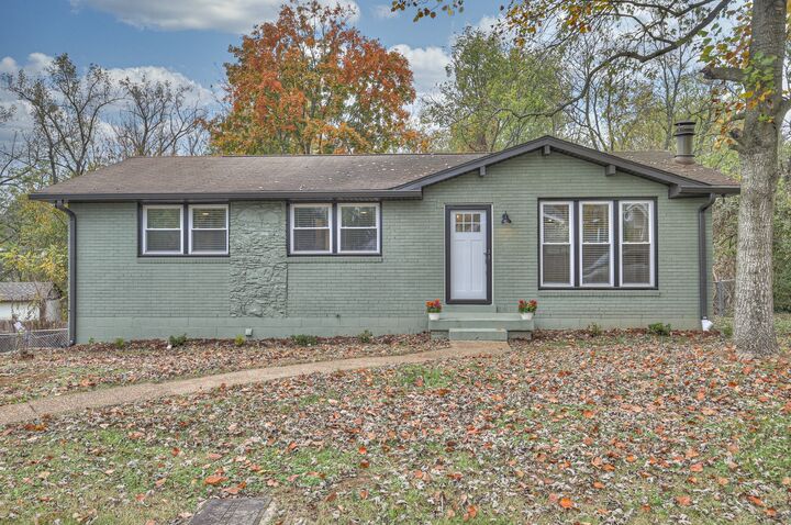 Property Photo:  804 Irma Dr  TN 37013 