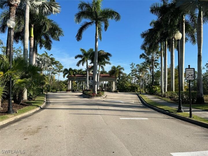 Property Photo:  11050 Longwing Drive  FL 33912 