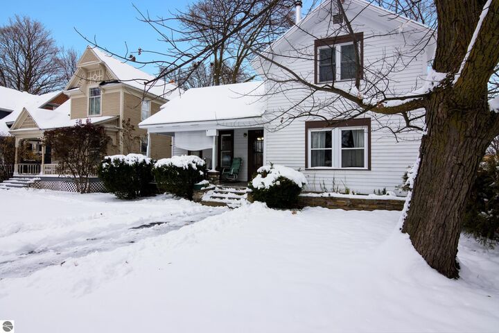 Property Photo:  629 S Union Street  MI 49684 