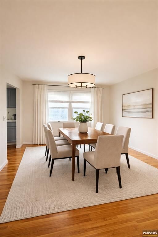 Property Photo:  25 Elm Avenue 2  NJ 07022 