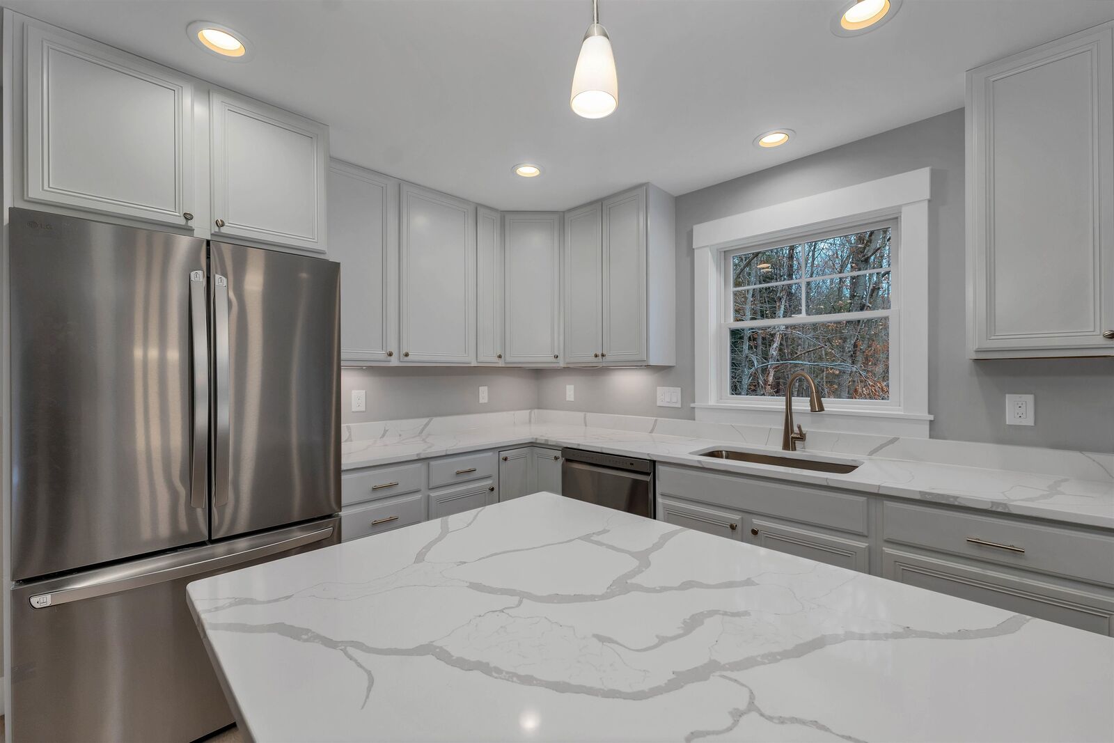 Property Photo:  606 Alton Mountain Road  NH 03810 