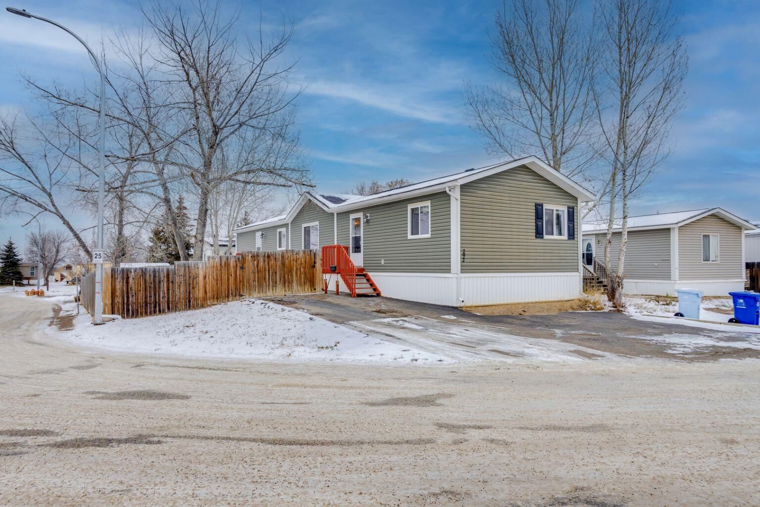 Property Photo:  292 Greenwich Lane  AB T9H 3Z3 