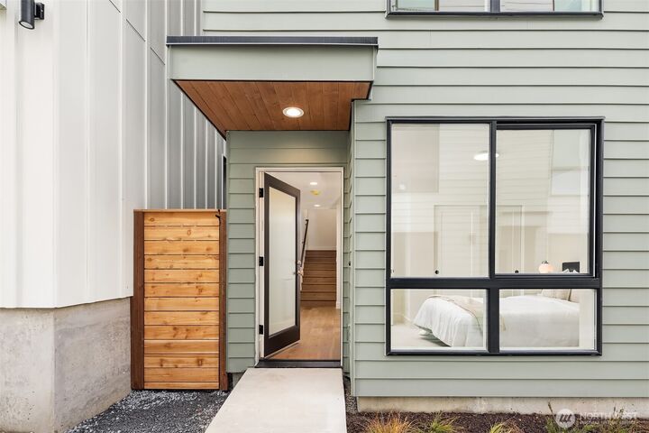 4422  1st Avenue NE A  Seattle WA 98105 photo