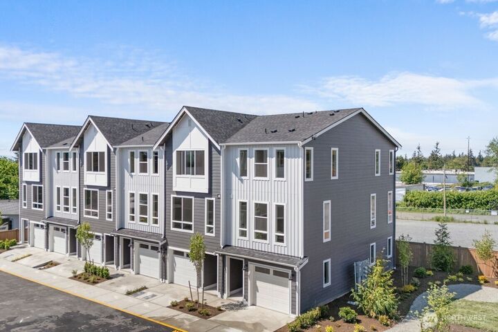 Property Photo: 15726 40th Avenue W A2 WA 98087